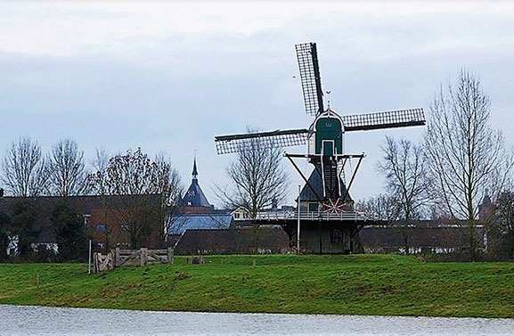 De herbouw van de Wipkorenmolen vordert gestaag