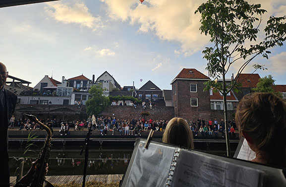 Leerdam maakt zich op voor vijfde editie Midzomerevent van Muziekvereniging