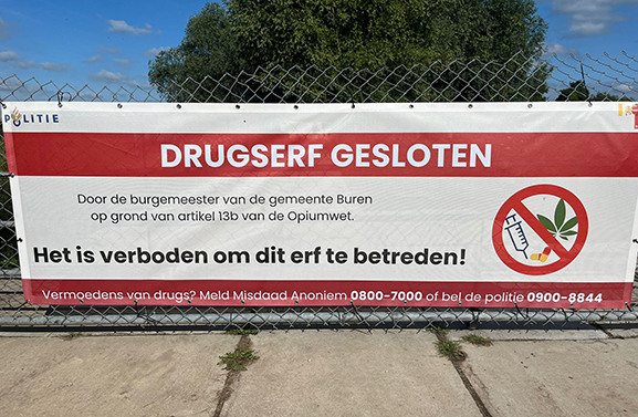 Burgemeester van Buren sluit drugsperceel in Lienden