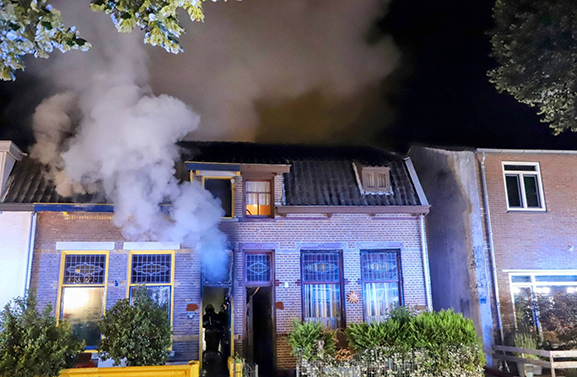 UPDATE: Politie sluit misdrijf uit bij dodelijke woningbrand in Tiel