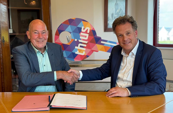 Tien sociale huurwoningen in voormalige gymzaal Eck en Wiel
