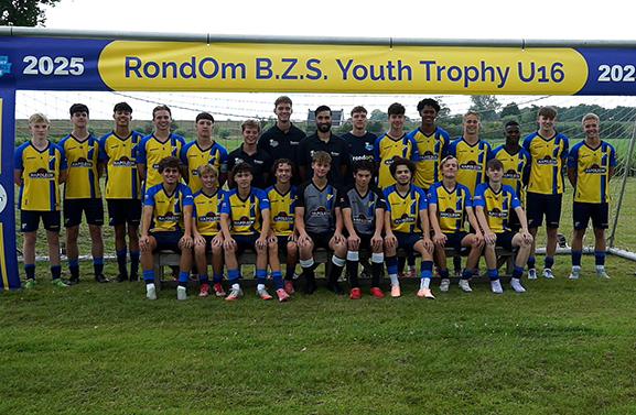 Regioteam in actie tijdens de RondOm BZS Youth Trophy onder de 16