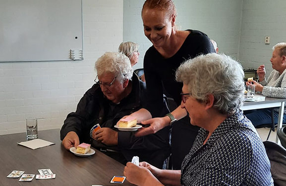 1500 tompoucen tegen eenzaamheid voor inwoners West Betuwe