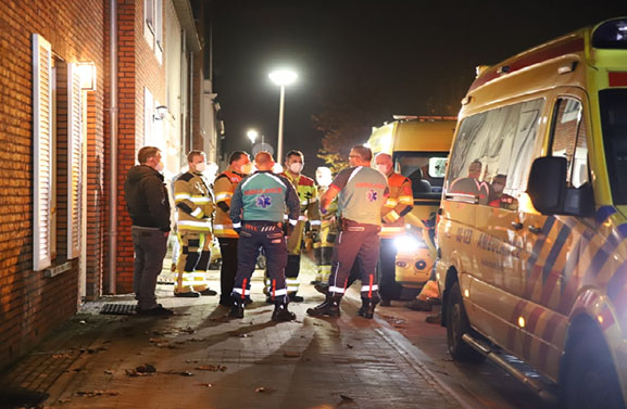 Hulpdiensten rukken uit voor koolmonoxide meting in Meteren