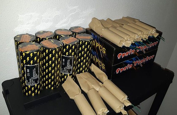 Man (23) heeft 300 kilo zwaar vuurwerk in huis