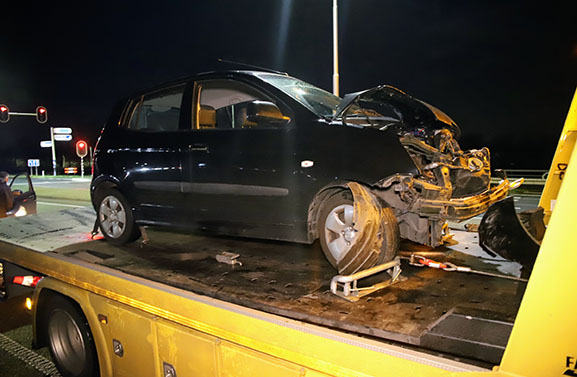 Beschonken bestuurder veroorzaakt ongeval met veel schade op viaduct A15