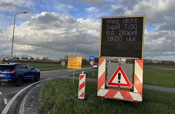 Vanaf maandag is de N320 tussen de rotondes Asch en Zwarte Paard afgesloten