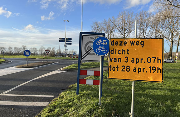 Vanaf maandag is de N320 tussen de rotondes Asch en Zwarte Paard afgesloten