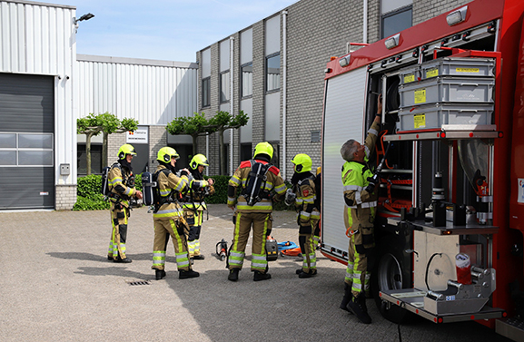 Mistgenerator bij bedrijf in Tiel zorgt voor brandalarm