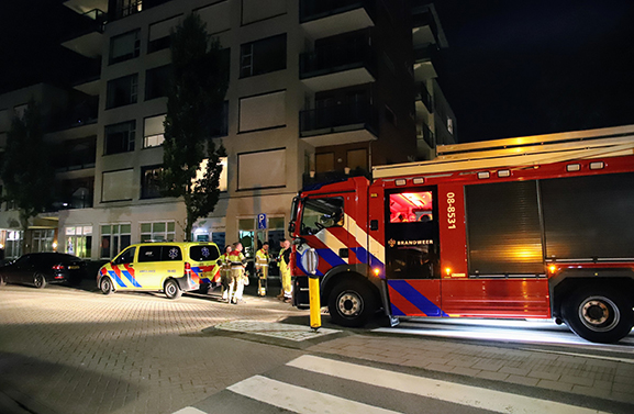 Brandweer zoekt tevergeefs naar oorzaak vreemde lucht in Tiel
