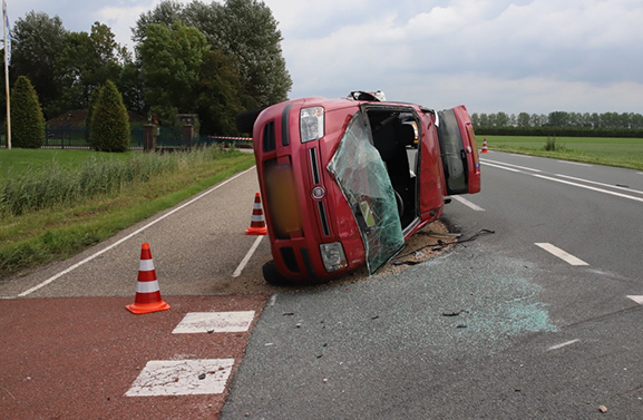 Ongeval op de N320 in Ingen