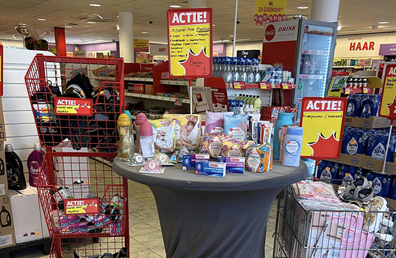 Actie in Culemborgse Kruidvat-filialen voor slachtoffers Marokko