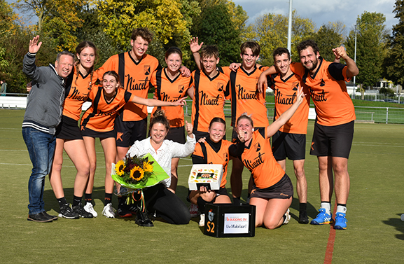 Kampioenschap voor de selectie van korfbalvereniging Tiel '72