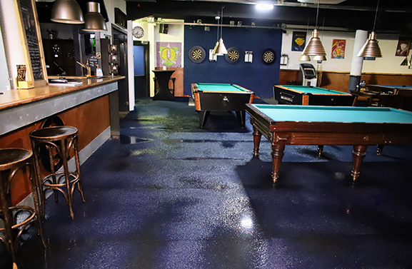 Opnieuw waterlekkage bij Pool en snookercentrum in Tiel