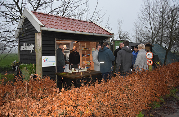 Voedselkastje in Wadenoijen geopend