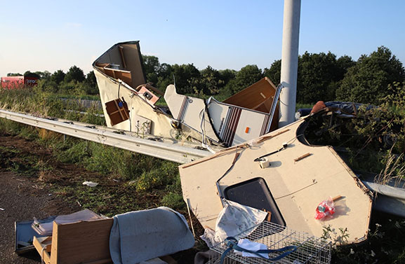 Ongeval met caravan op de A2 bij Culemborg