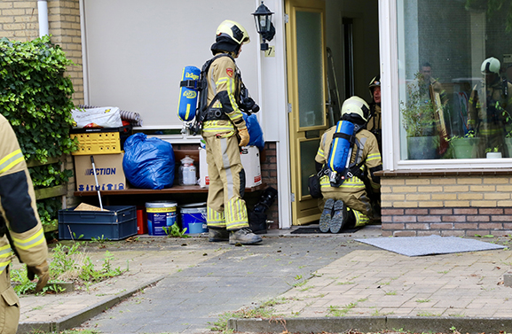 Bewoners ruiken gaslucht in huis in Lexmond