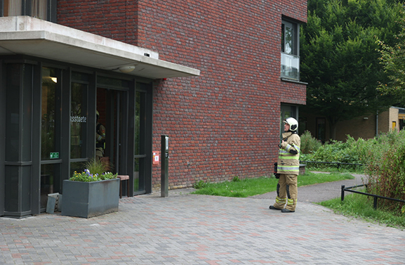 Brandweer rukt uit voor rookontwikkeling in verpleeghuis Leerdam