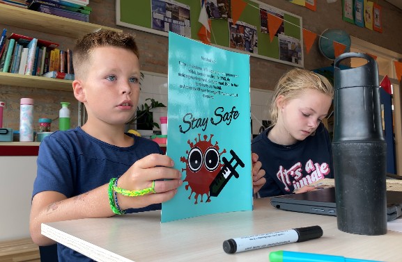 Basisschool Meester Vos maakt magazine over schooljaar in coronatijd