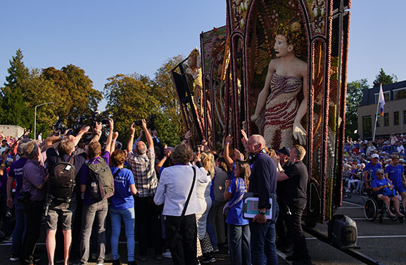 Fruitcorso 2024 sfeerreportage