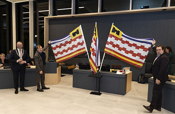 Gemeente West Betuwe heeft nu een officiële vlag