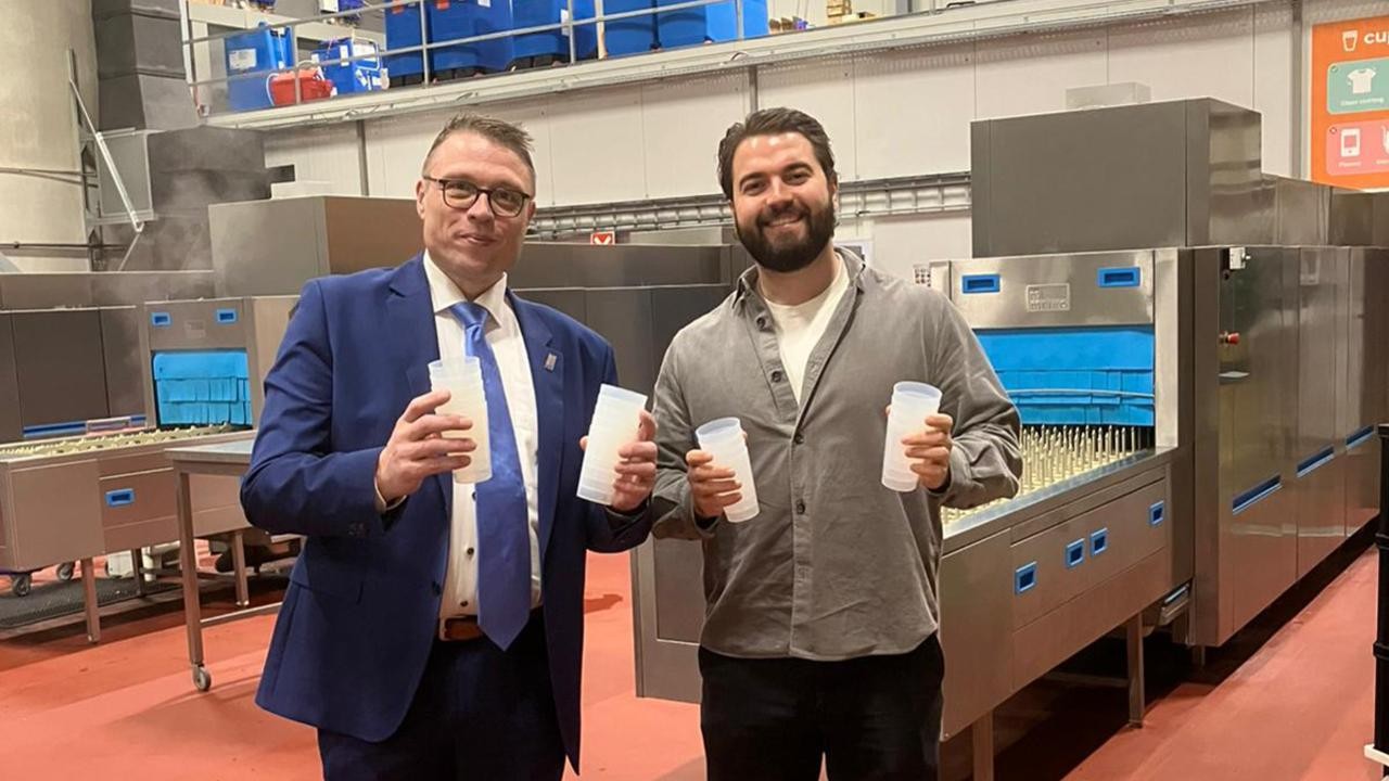 Vijfheerenlanden start pilot met herbruikbare bekers op evenementen