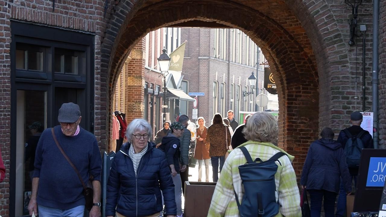 SRC op Straat: Zijn er zorgen over geitenhouderijen in Culemborg?