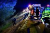 Scooterrijder van dijk geraakt; meerdere hulpdiensten te hulp geschoten