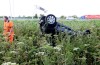 Auto op de kop na ongeval op A2 bij Beesd: bestuurder naar ziekenhuis